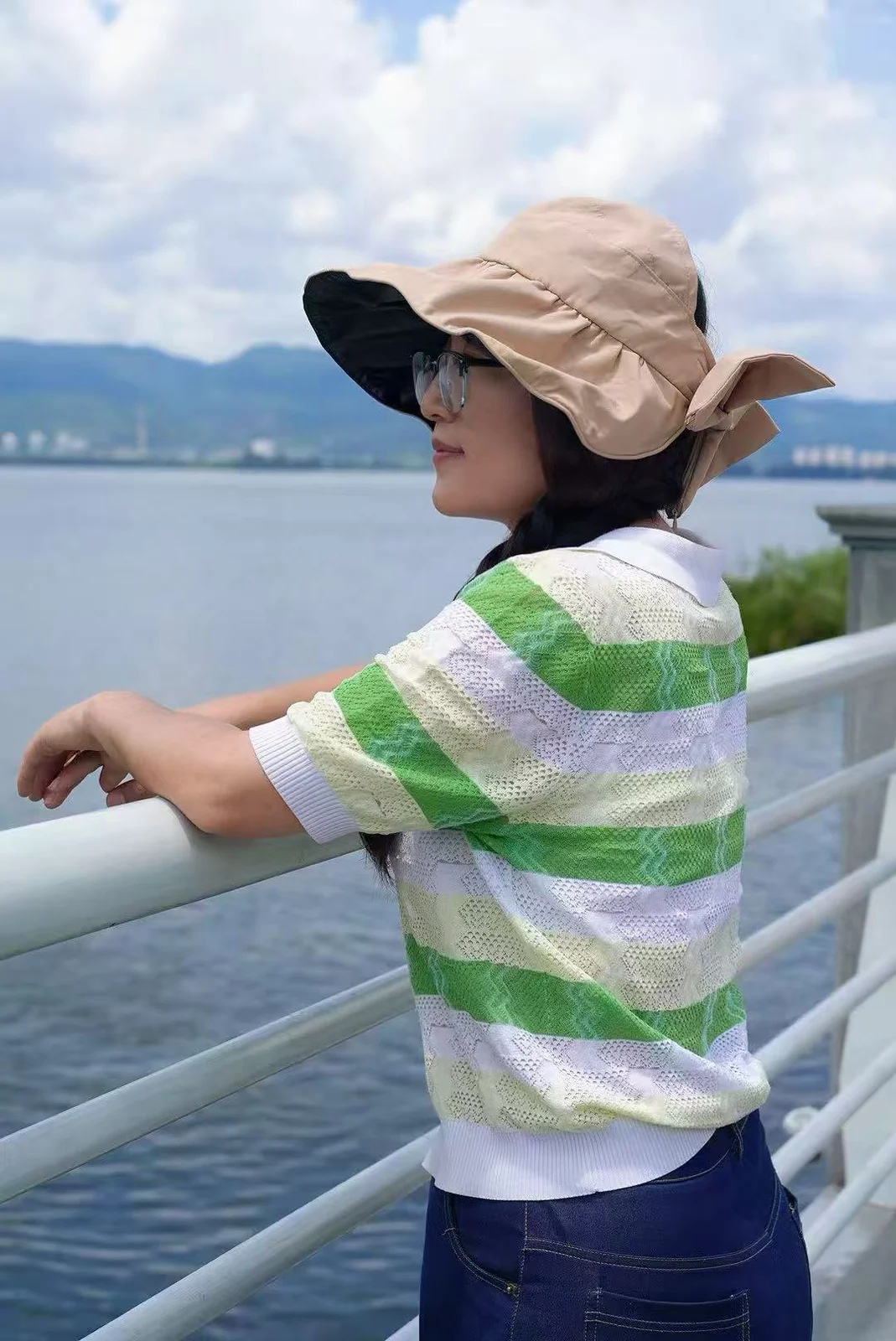 没有海鸥的夏日滇池